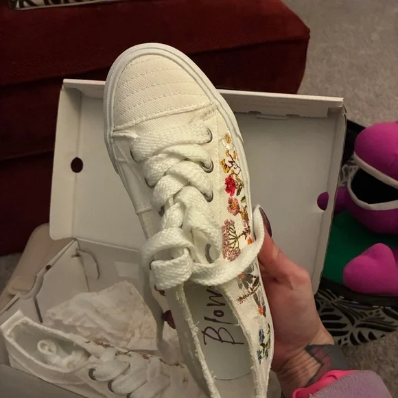 Floral Embroidered Blowfish Sneakers - Picture 3 of 6